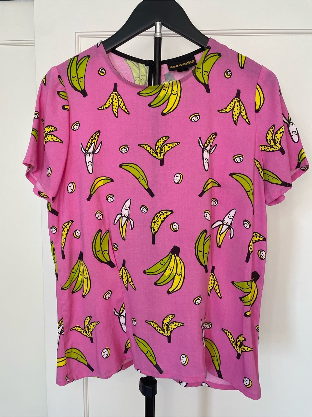 Nooworks Pink Short Sleeve Top with Yellow Banana Print